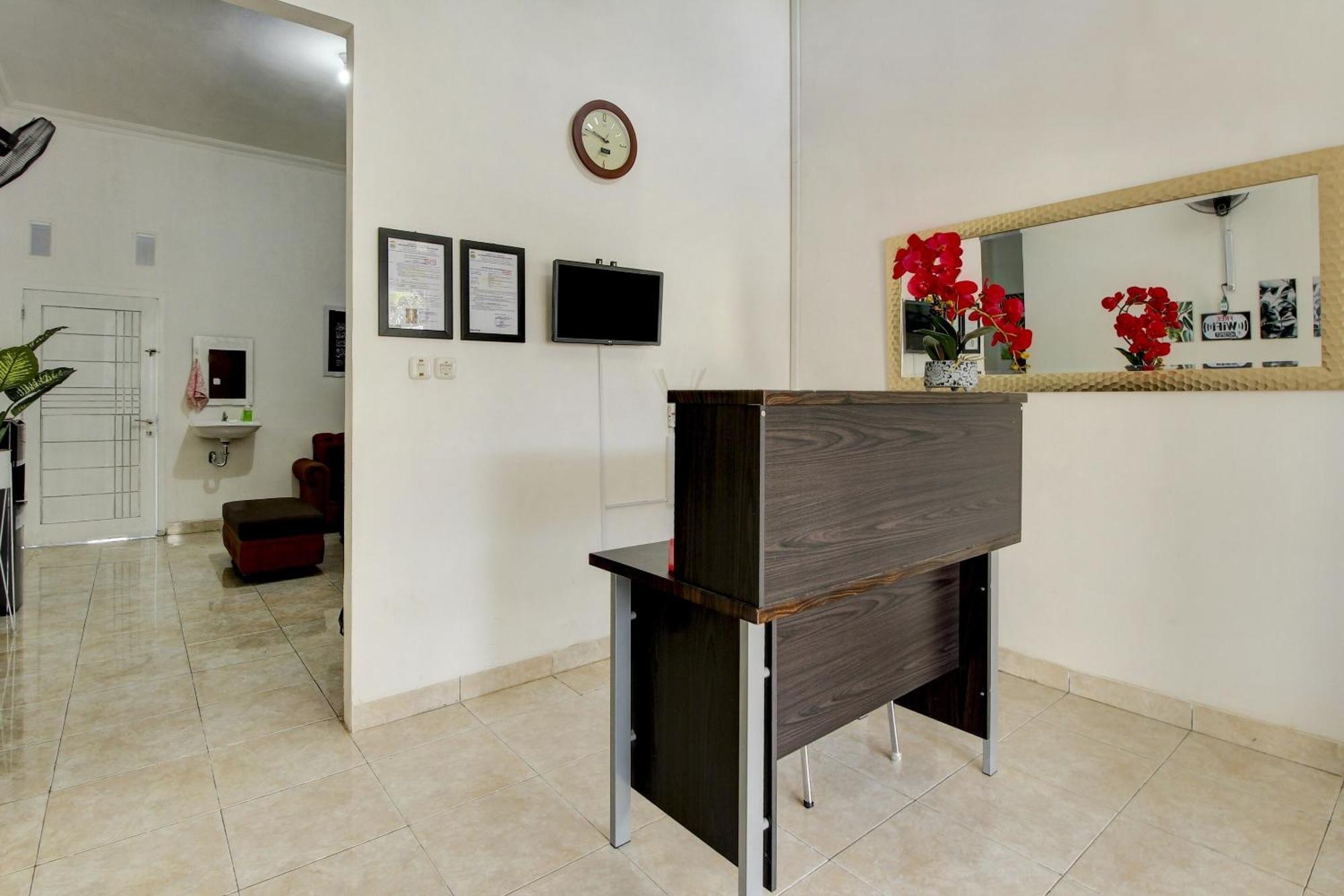 Oyo Life 3415 Penginapan Wimane 巨港 外观 照片