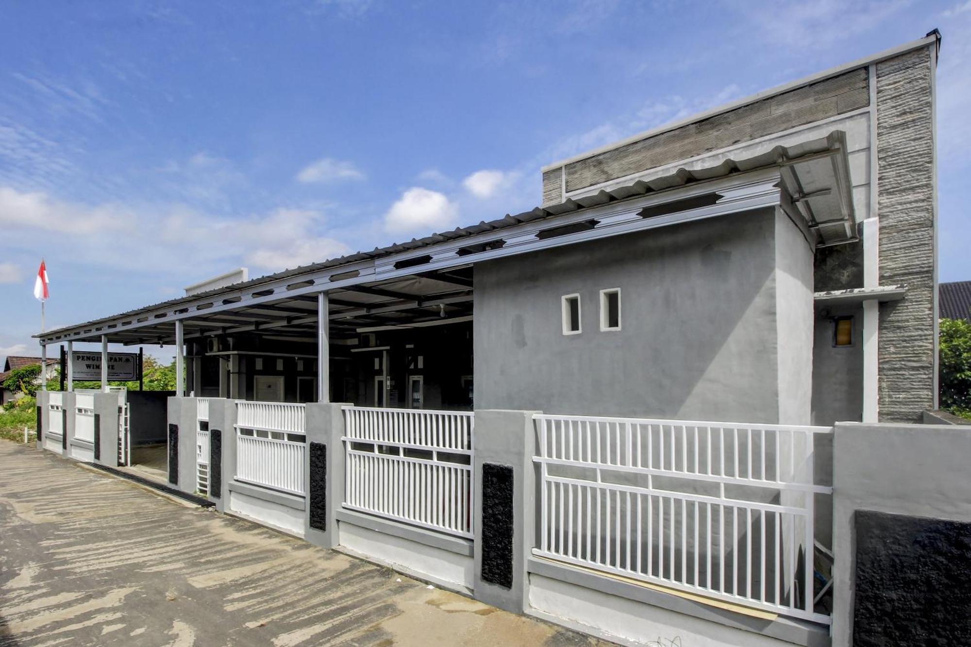 Oyo Life 3415 Penginapan Wimane 巨港 外观 照片